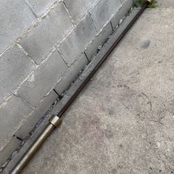 Cap The Beast Olympic Bar In Solid Condition Nice Quality Bar . Its in solid shape but does have rust. It retails for about $160
