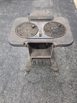Antique Vintage Potbelly Metal Stove