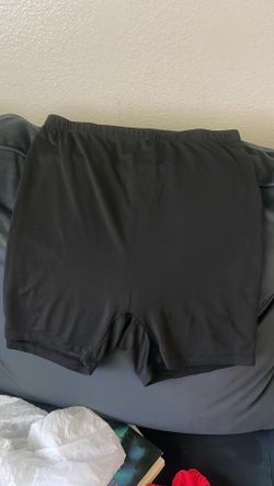 Black short stretch med runs big