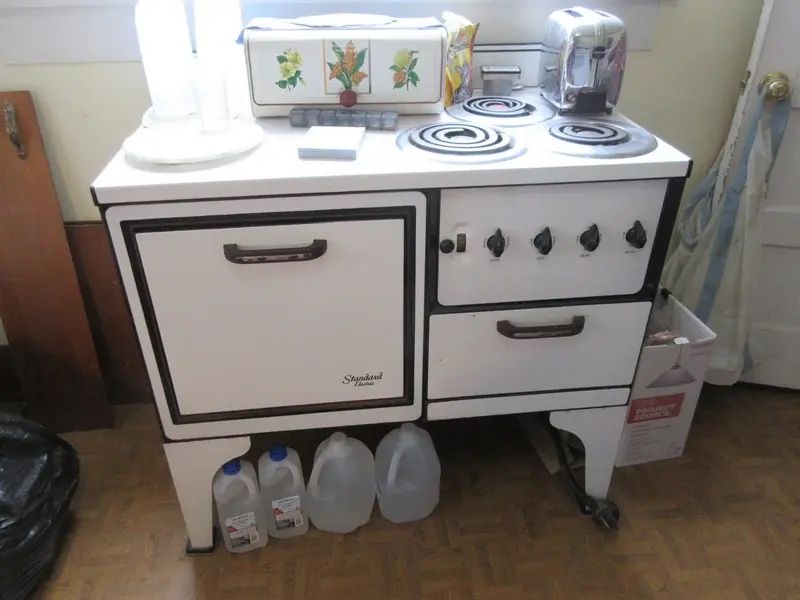 1937 Vintage Standard Stove