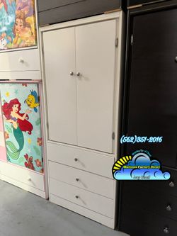 White wardrobe closet ropero armoire Nuevo blanco