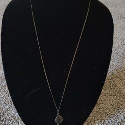 Vintage Necklace $15.00