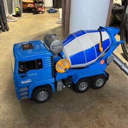 Bruder Cement Mixer Truck