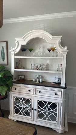 White Distressed China Cabinet Hutch Buffet