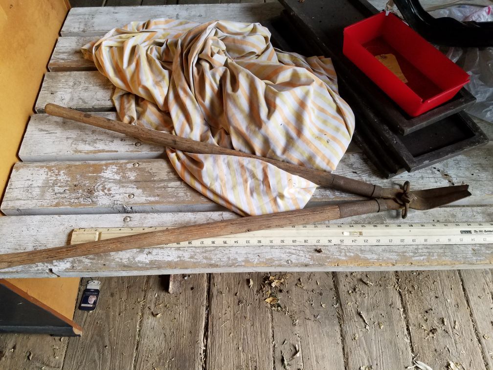 Primitive tool lot saws and lopers