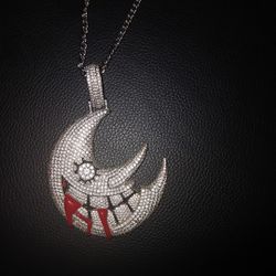 moissanite Pendant And Chain