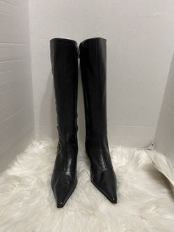 Ak Klein women boots Low heel size 7.5