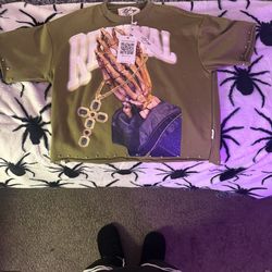 BKYS revals cropped t-shirt