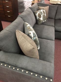 🇺🇸Brand New Sectional W/ Nailhead Trim🇺🇸 $50 Down Takes It Home Today!