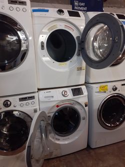 Samsung front load washer and electric dryer set working perfectly with 4 months warranty