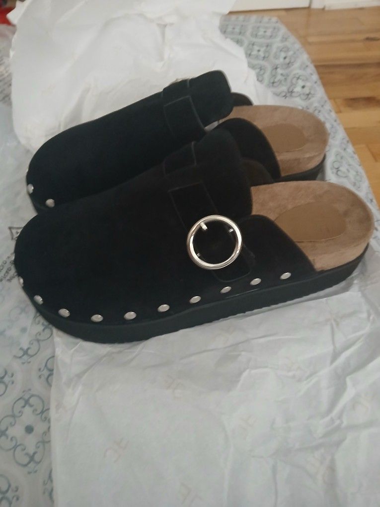 Odetta Mule Slide From Just Fab Female Size 10