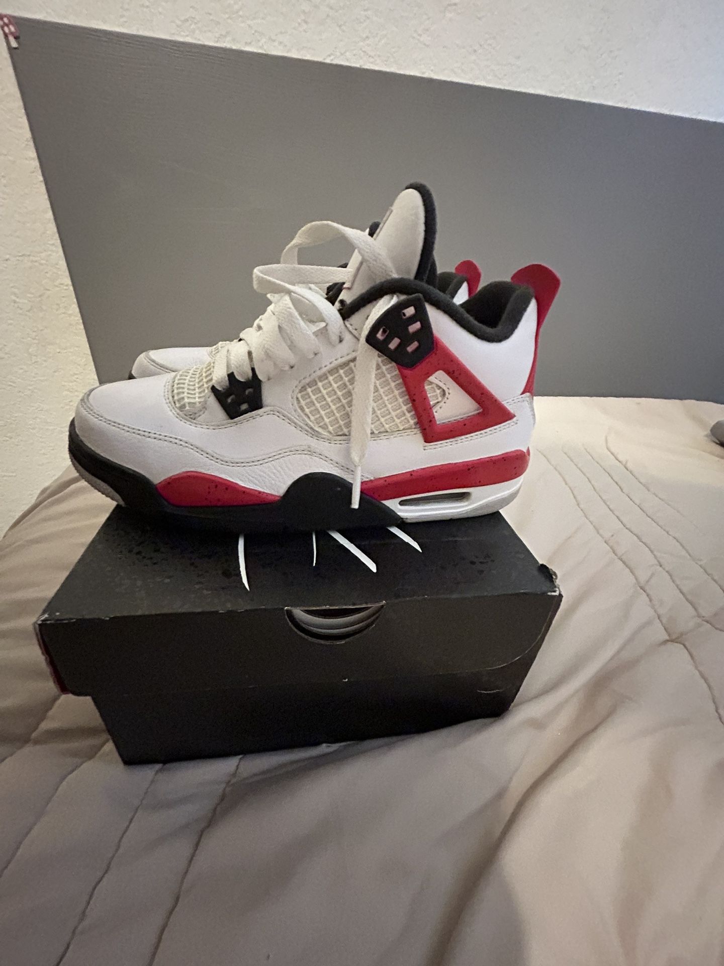 Jordan Red Cement 4’s Size 5