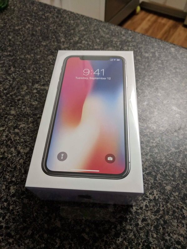 iPhone X 256 GB Silver 11/3 unlocked ATT model