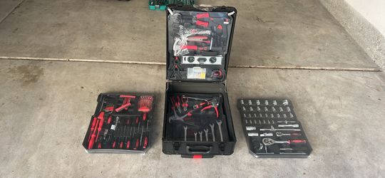 Professional 187-Piece Rolling Tool Set with Aluminum Case