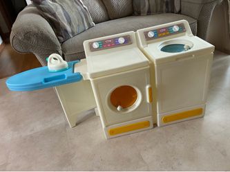 Vintage Little Tikes washer and dryer set