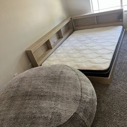 Platform Bed And Computer Desk 