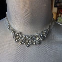 Vintage, Flower Stone  Choker Necklace