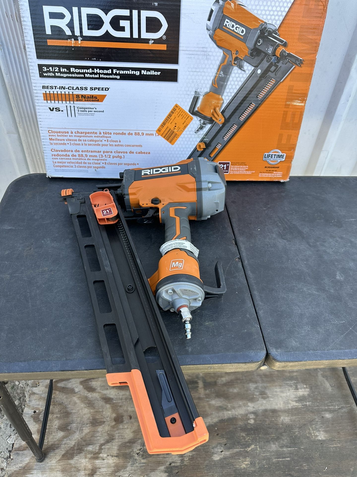 RIDGID Pneumatic 21-Degree 3-1/2 in. Round Head Framing Nailer USED $125