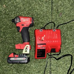 Milwaukee Fuel Surge Driver 