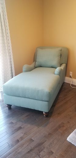 Chaise lounge accent furniture  Chelsea Home Furniture Jasmine Chaise Lounge Upholstery: Crawford Tu