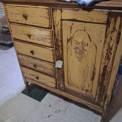 Primitives, Furniture, Pyrex 