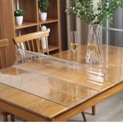42x44” Table Clear Cover/Mantel Transparente