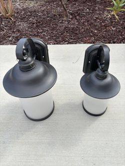 Set Of 2 Outdoor Wall Lights