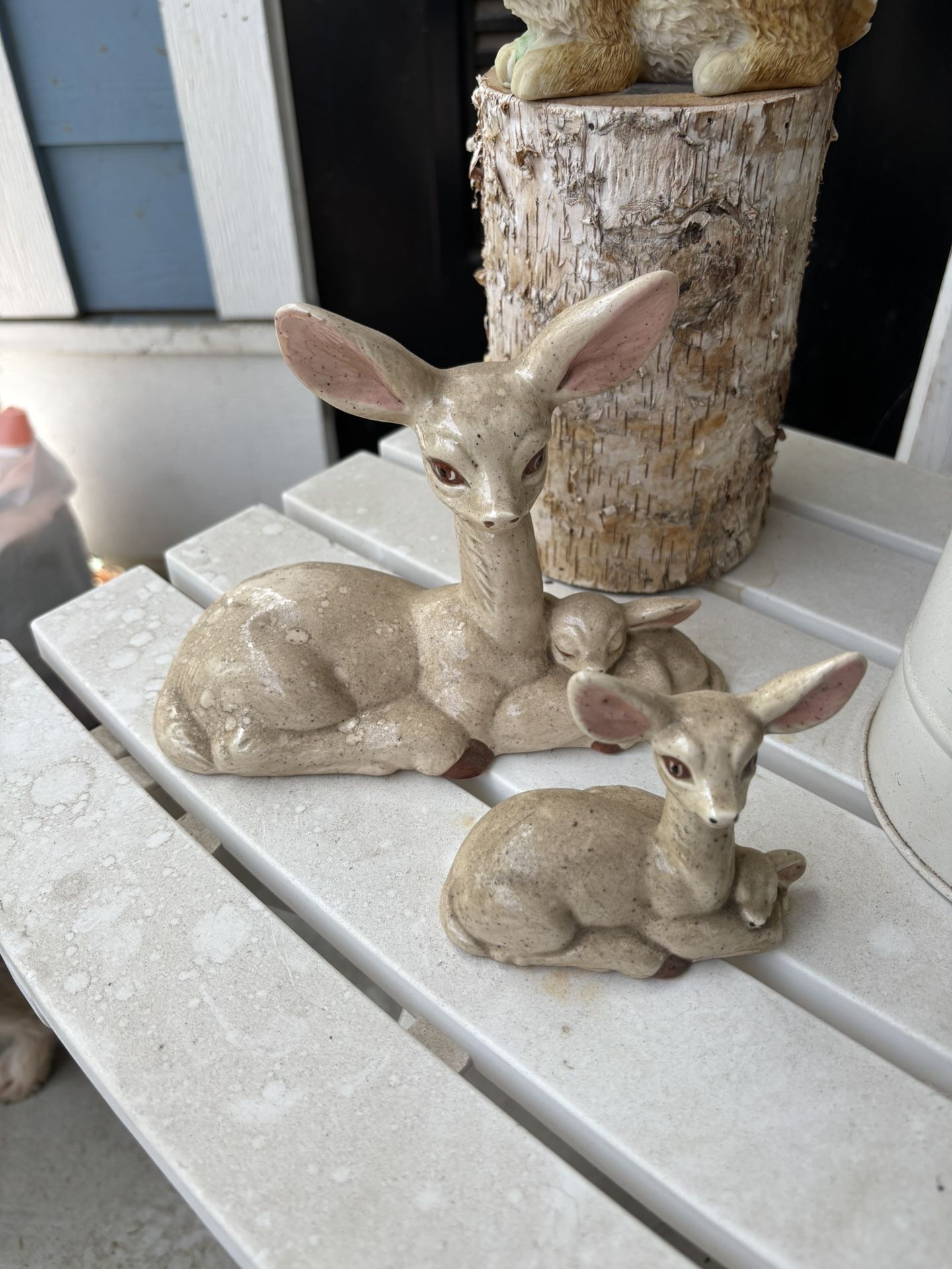 2 Deer Figurines With Babies