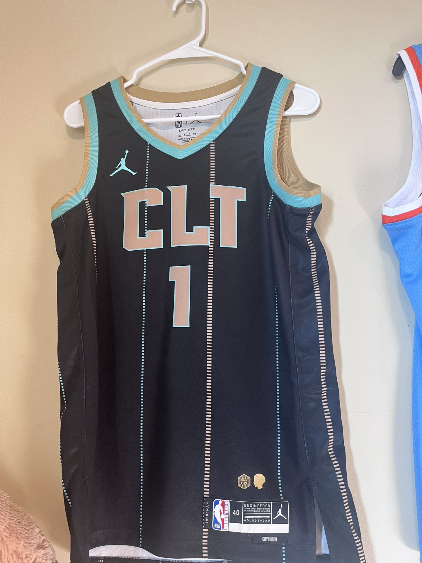 LaMelo Ball city jersey