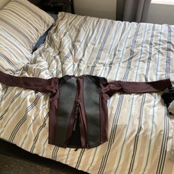 Good Condition O’Neill 3-2 Back Quarter Zip Wetsuit Top