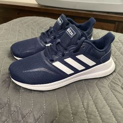 Shoes (Boys Size 3) New!