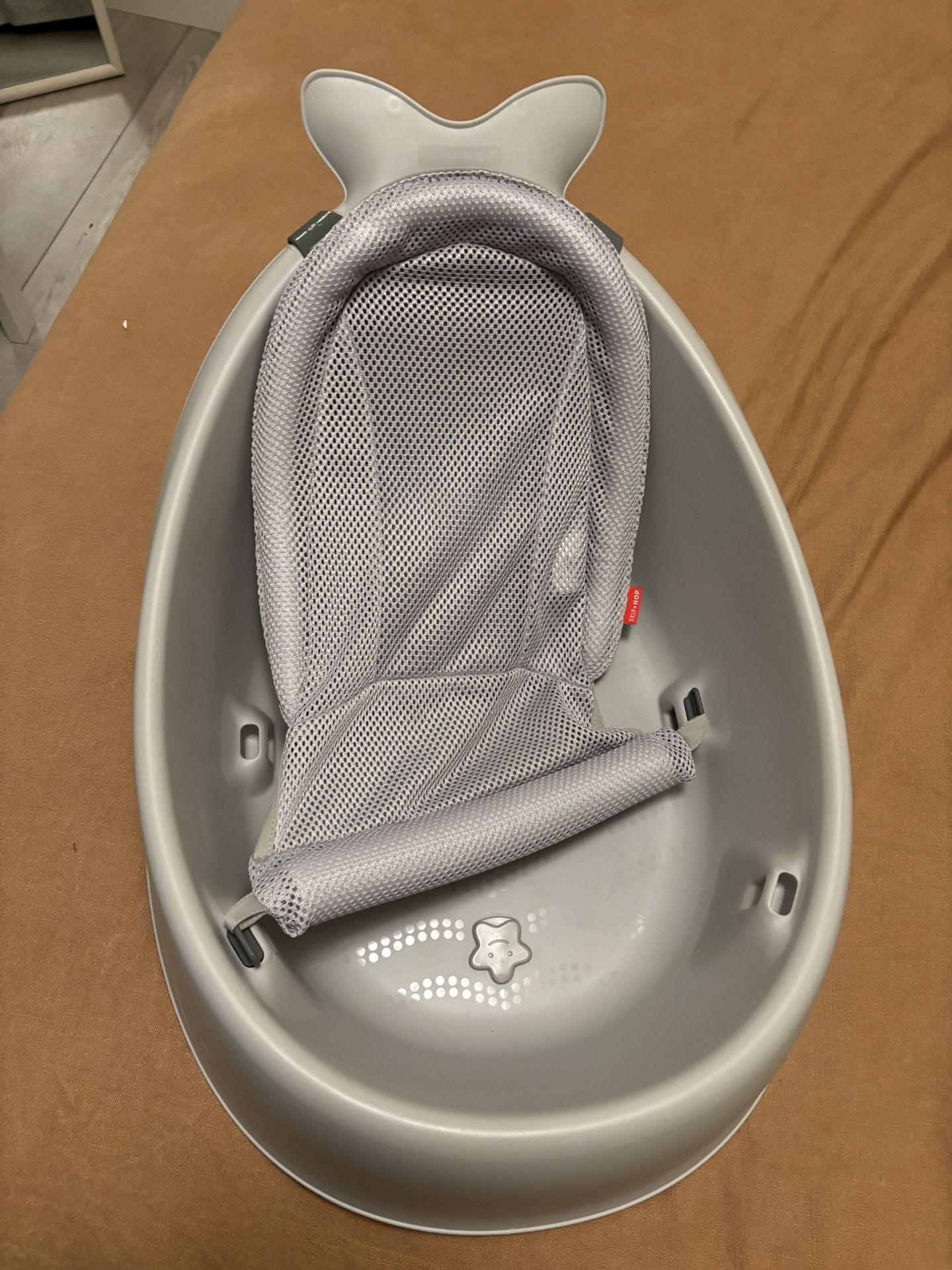 Skip Hop Moby Smart Sling 3-1 Tub