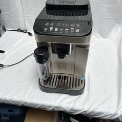 Delonghi - Magnifica Evo Espresso Machine with Milk Frother