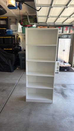 White shelving 4 units