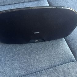 JBL On Beat Venue LT Wireless Speakers-Black