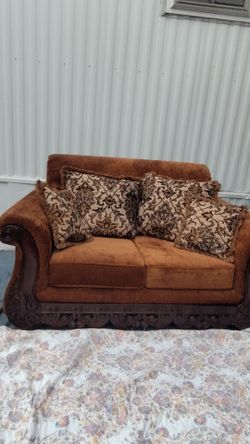 Love seat