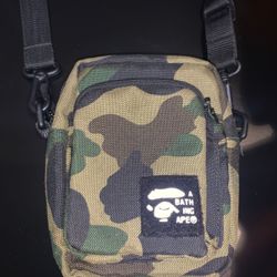 A Bathing Ape (Side Bag)