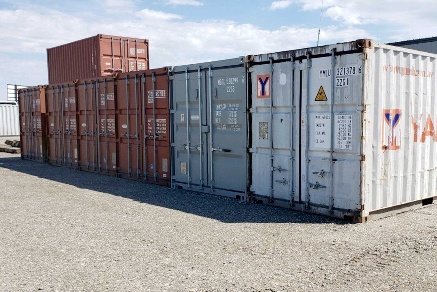 20ft and 40ft Shipping Container Available in Memphis, TN