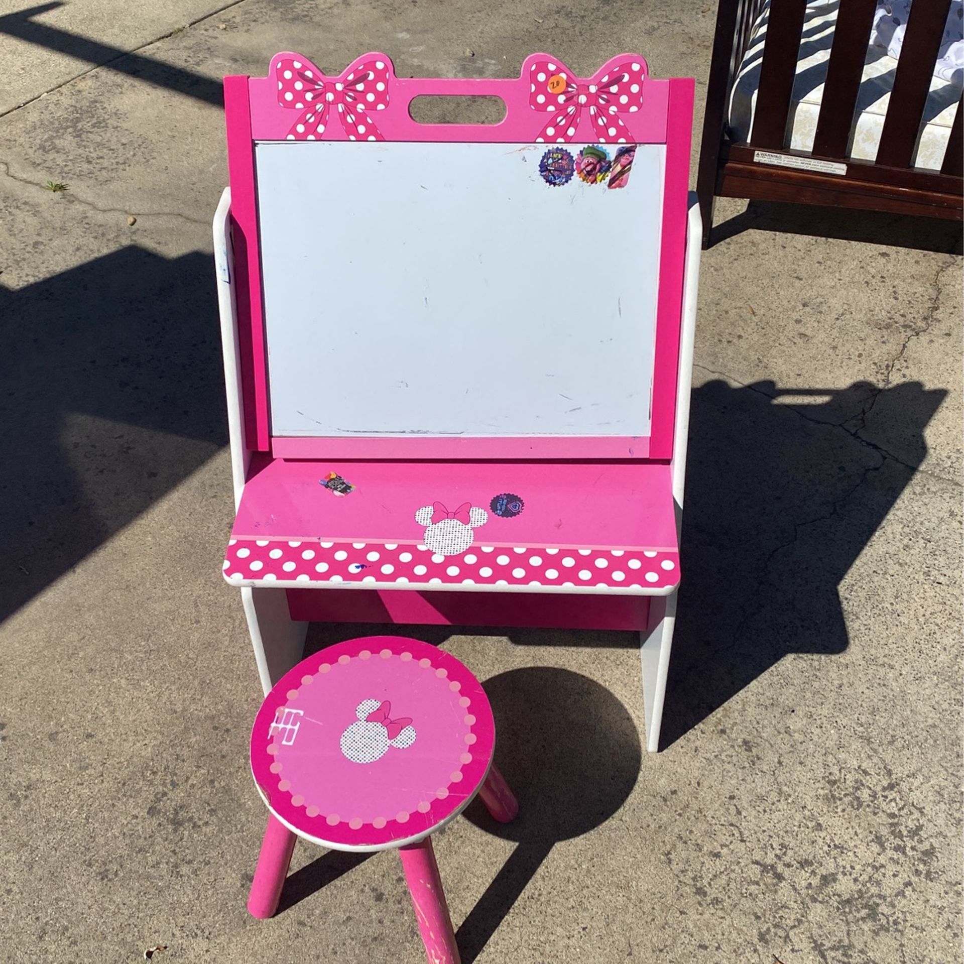 Minnie Mouse Desk 