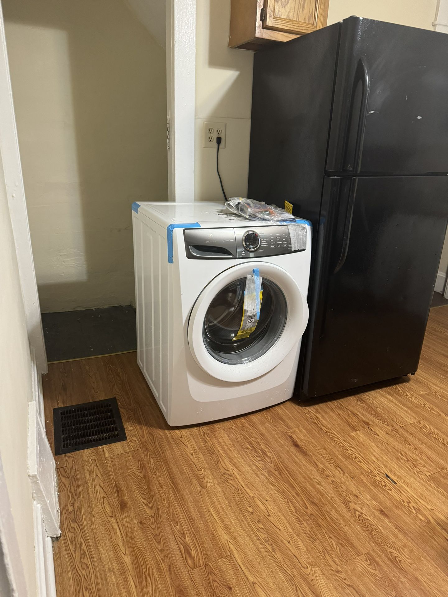 Brand New Washer And Dryer Set