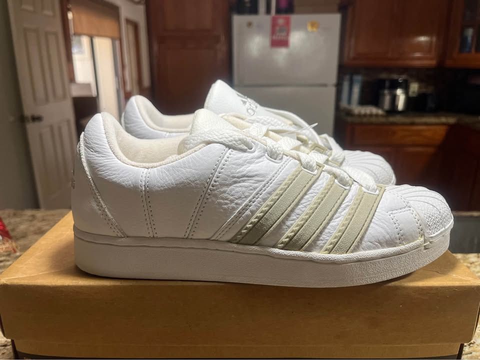 adidas Super Modified (Size 7.5)