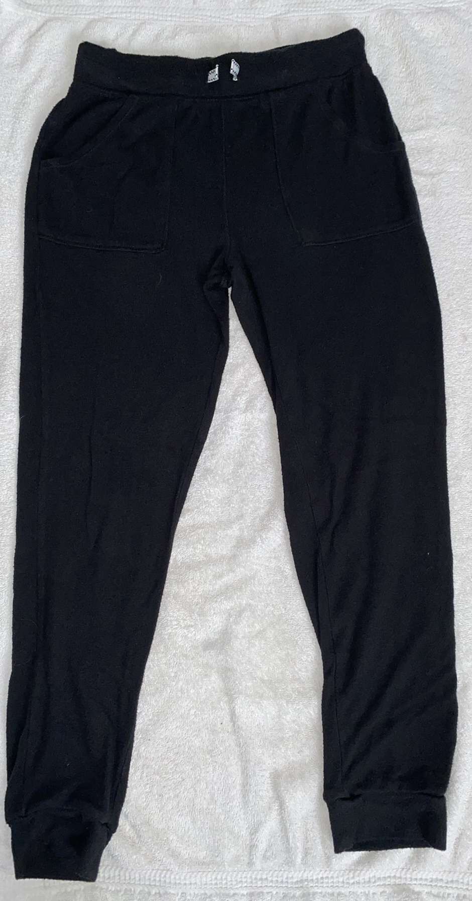 No Boundaries Size Medium (7-9) Soft Black Pants 