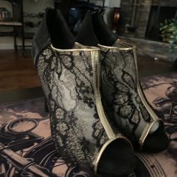 Vintage black lace Avon high heels