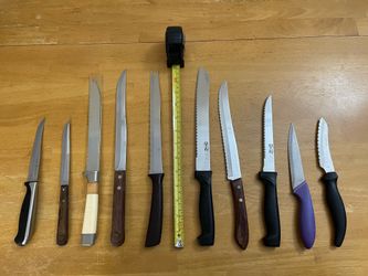 ASSORTED KNIVES