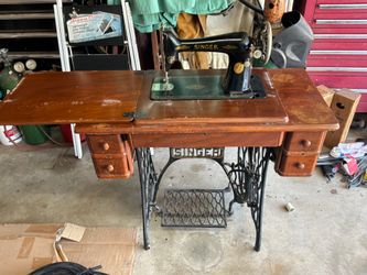 Singer sewing machine