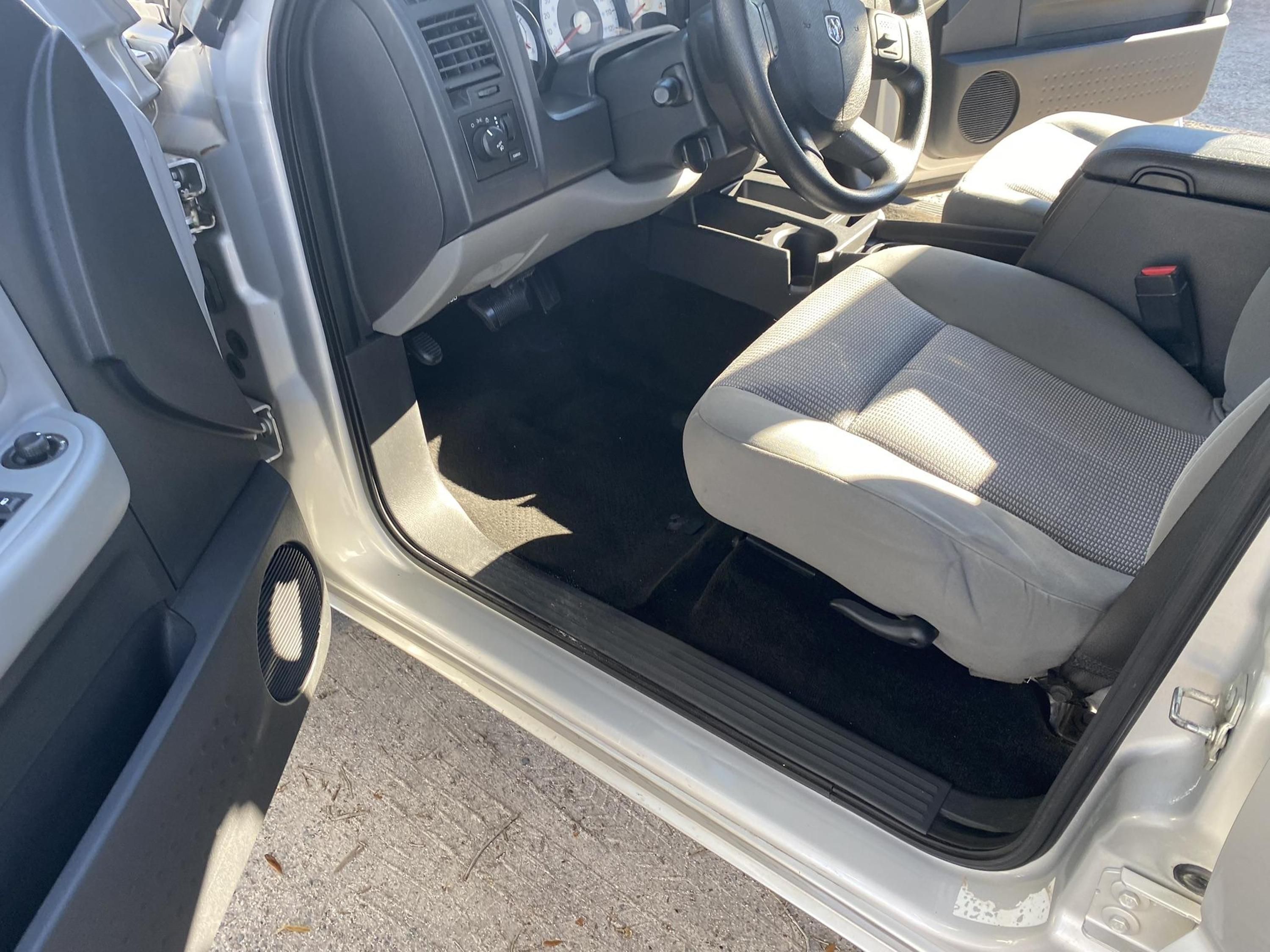 2011 Ram Dakota Crew Cab