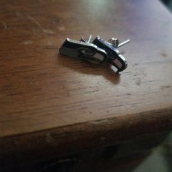 Earings