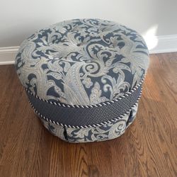 Ottoman - Small Round 