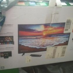 Open Box Smart Tv. 24inches Vizio