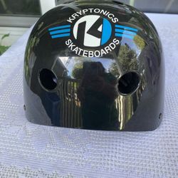 Kryptonics Skateboard Helmet Black Size L/XL 22.4” to 24.2”